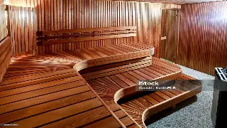 佛山桑拿大揭秘：唔只湿蒸咁简单，干蒸、盐浴、冰火两重天等你嚟叹！