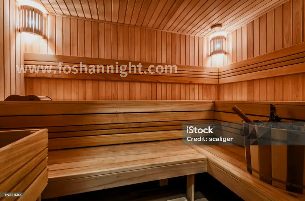 桑拿房内部